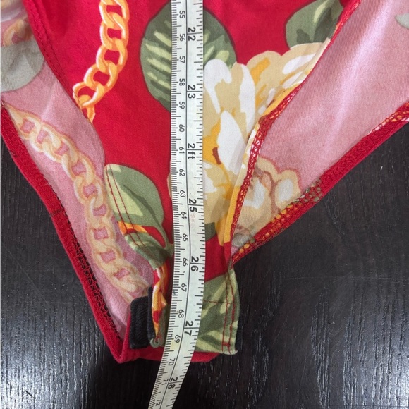 Caren Sport Red Floral Chain Design Ruffled Bodysuit Size 3X - Picture 12 of 12